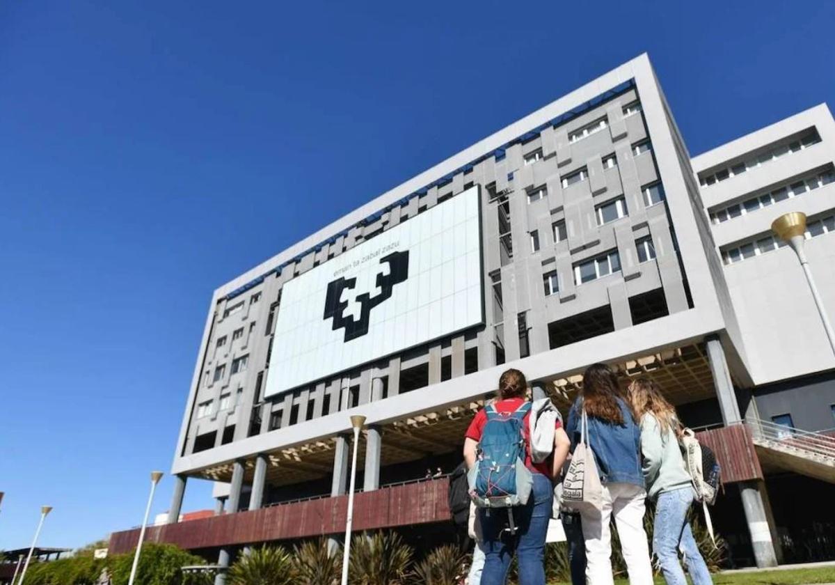 El Gobierno Vasco negocia con el Ministerio por el decreto de universidades