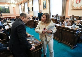 El portavoz del PNV, Gorka Álvarez, y la alcaldesa de Irun, Cristina Laborda.