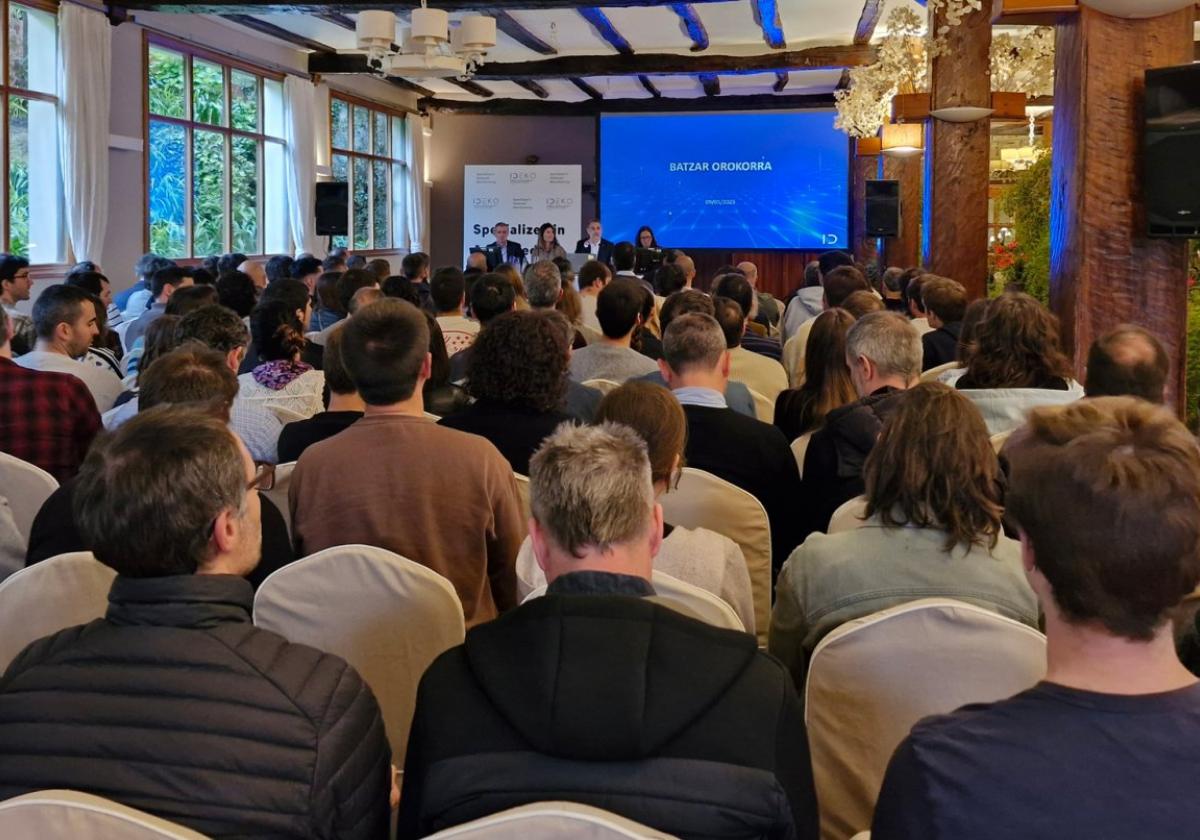 Un momento de la Asamblea General de Ideko que se celebró el pasado día 9 de mayo.