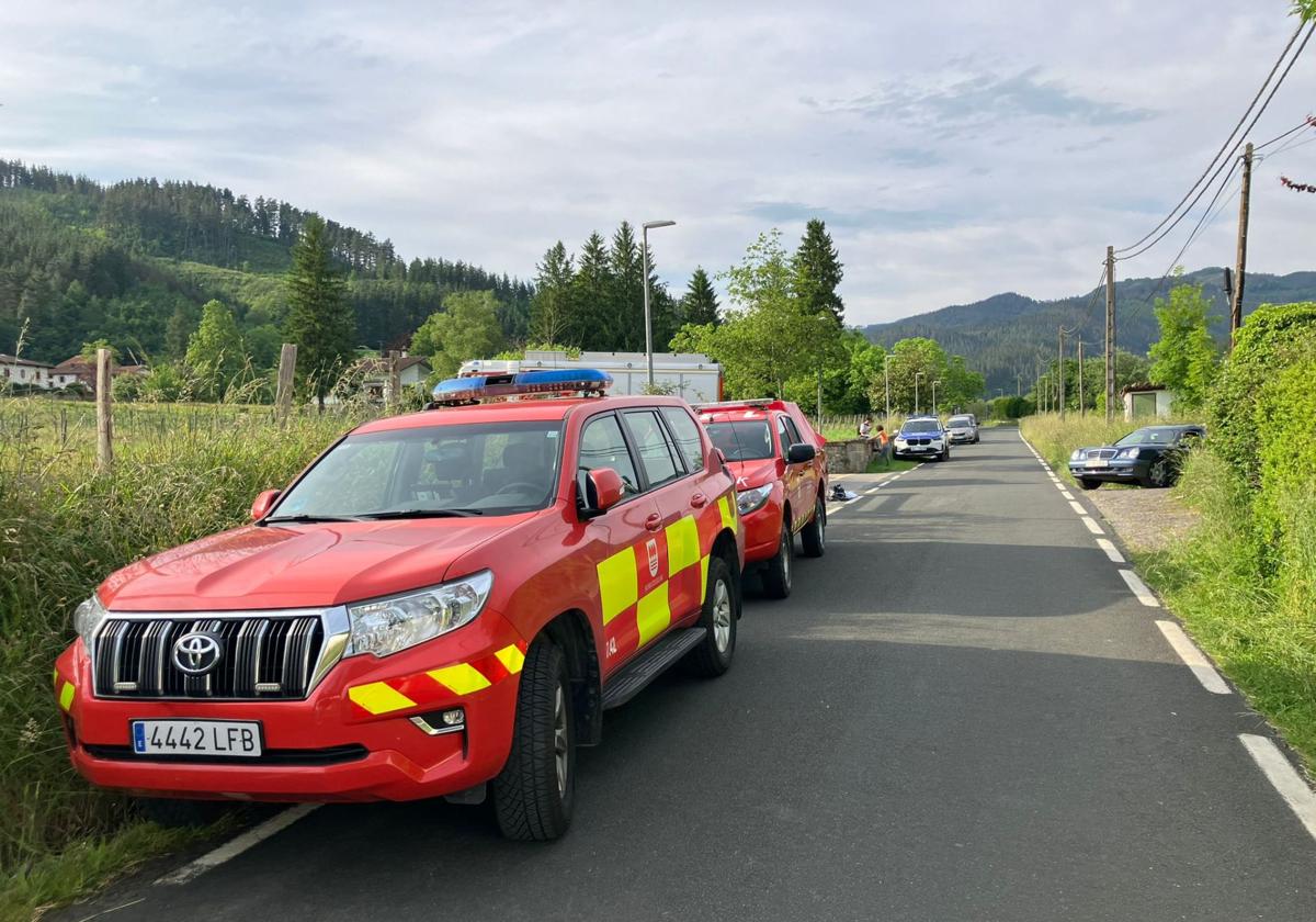 Los servicios de emergencias desplazados al lugar de los hechos.