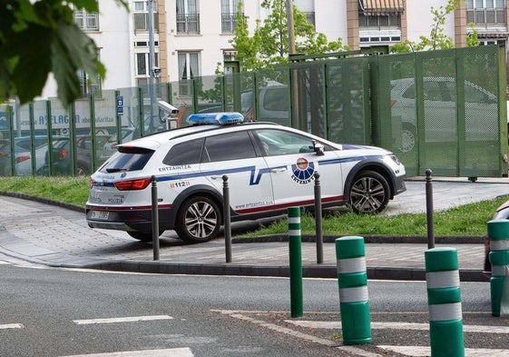 Detenido en Irun tras ofrecer droga a una patrulla de ertzainas de paisano