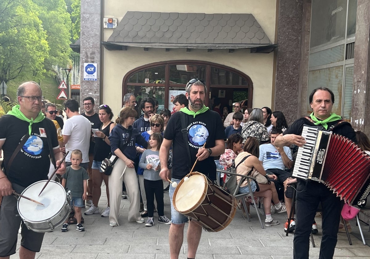 Festa giro zoragarria Eitzan