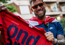 Iñigo Martínez responde tras la polémica con la estelada: «Una bandera no es odio»