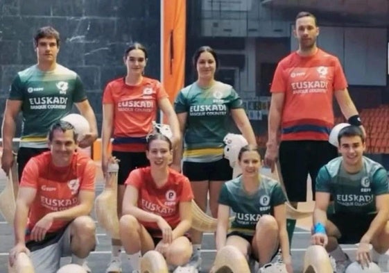 Integrantes de la selección vasca de cesta punta.