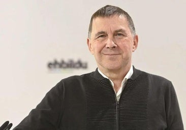 Otegi pide «no frivolizar» con la inmigración y evitar que se utilice como arma electoral
