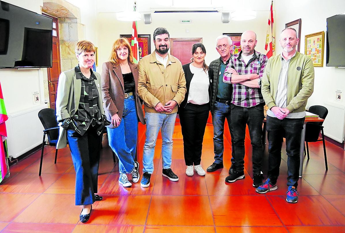 Legazpi se suma a la plataforma vasca para la querella contra los crímenes del franquismo
