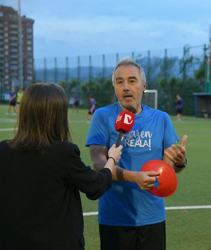 Imagen secundaria 2 - «Hay jugadores que viven en la calle y aprovechan los entrenamientos para ducharse»