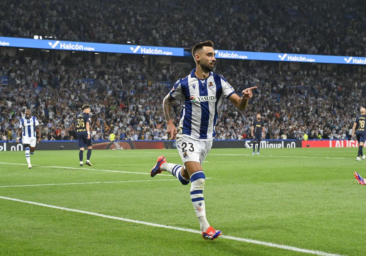 Brais Médez celebra un gol ante el Alavés.
