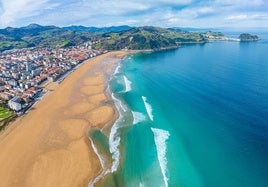 Descubre las cuatro playas vascas que optan a ser la mejor de este verano
