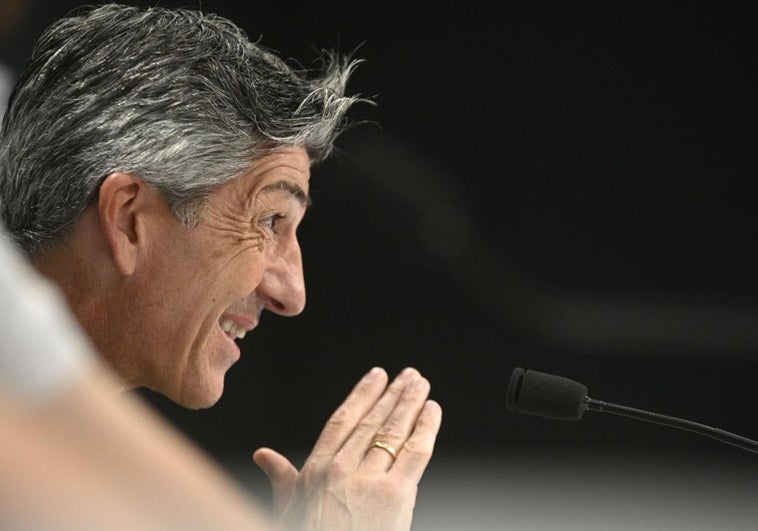Imanol Alguacil, durante la rueda de prensa de este viernes.