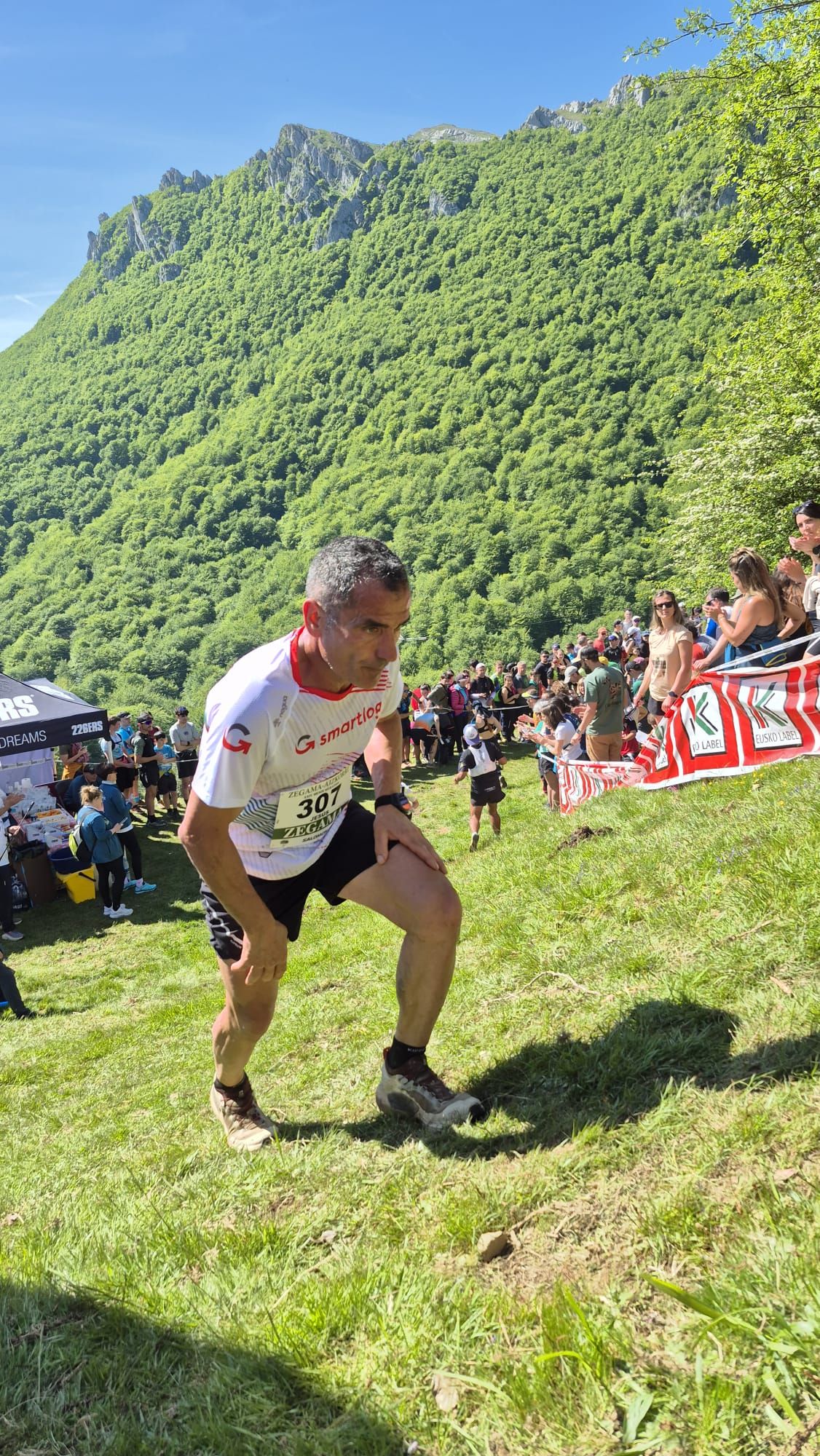 Los corredores, a su paso por Sancti Spiritu