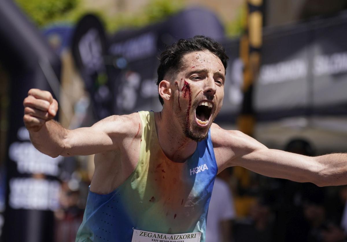 Andreu Blanes, segundo en la Zegama-Aizkorri: «Me he dado un piño y me reventado la cara... pero ha valido la pena»
