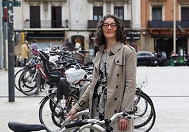 Esther Anaya, consultora e investigadora independiente de movilidad ciclista, este lunes en Donostia.
