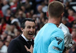 LUnai Emery, indignado con el colegiado, Thomas Bramall, que anuló un gol al Aston Villa