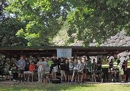 Los escolares recibieron dos amenas clases conducidas por el club de Field Target de Eitza los días 17 y 24.