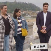 Xuso Jones junto a las donostiarras Sara y Maider grabando el programa 'Lo sabe, no lo sabe' en San San Sebastián.