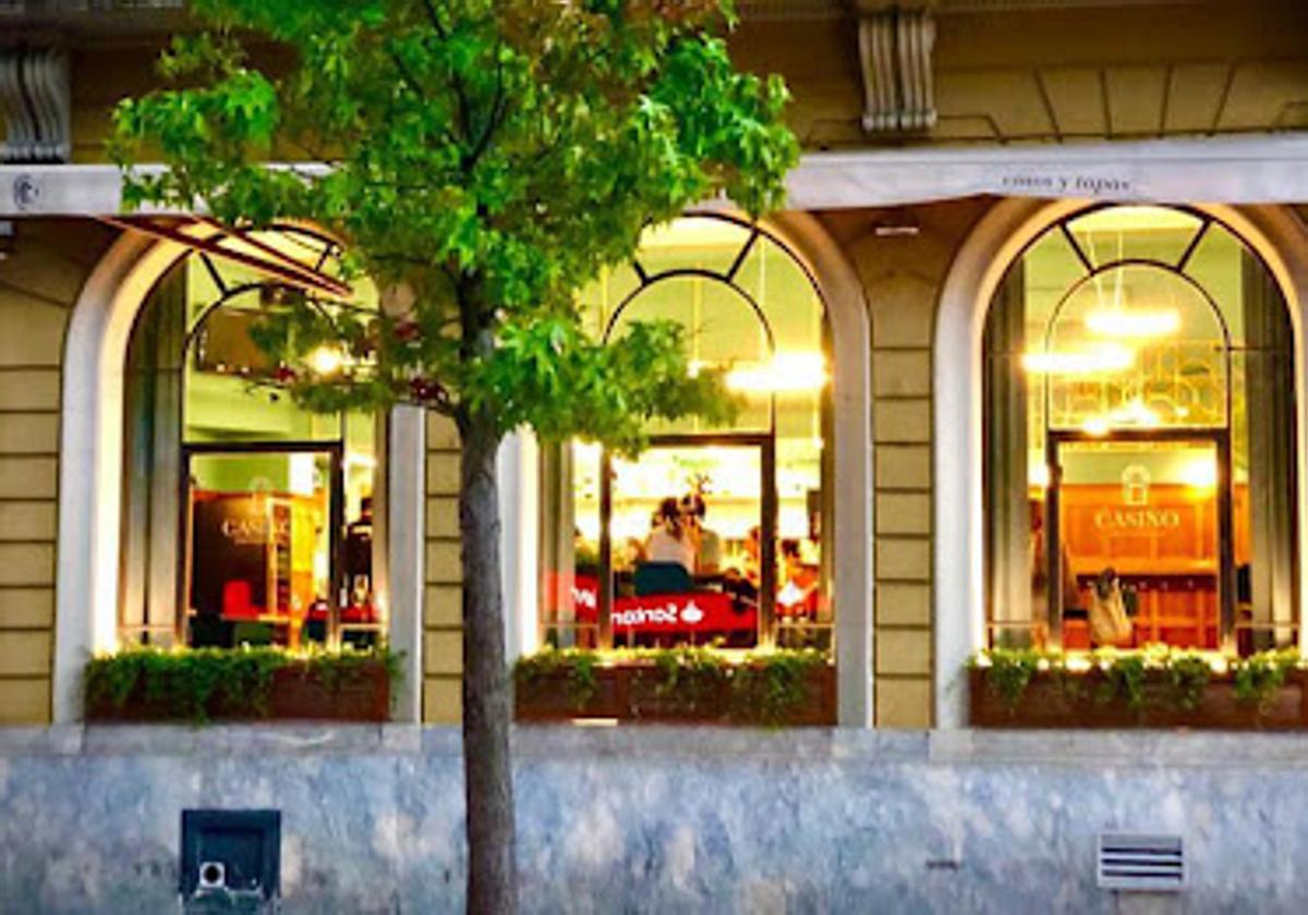 El mítico local de Irun que reabre su restaurante con cocina vasca y latina «para los paladares exigentes»