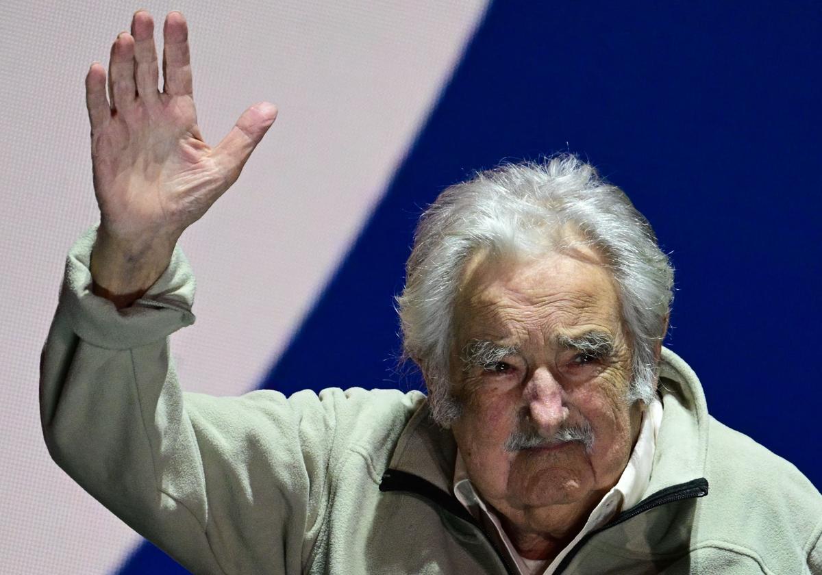 El expresidente uruguayo Pepe Mujica, nombrado hijo predilecto de Beasain