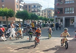 Pasa den asteburuan izan zen Umeen Egunean YK Ridersen eskutik egindako lasterketak.