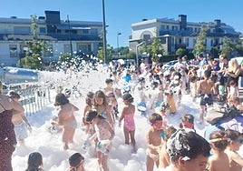 Beroari aurre egiteko, apar festaz gozatzeko aukera egon zen atzo Zabaleta auzoan.