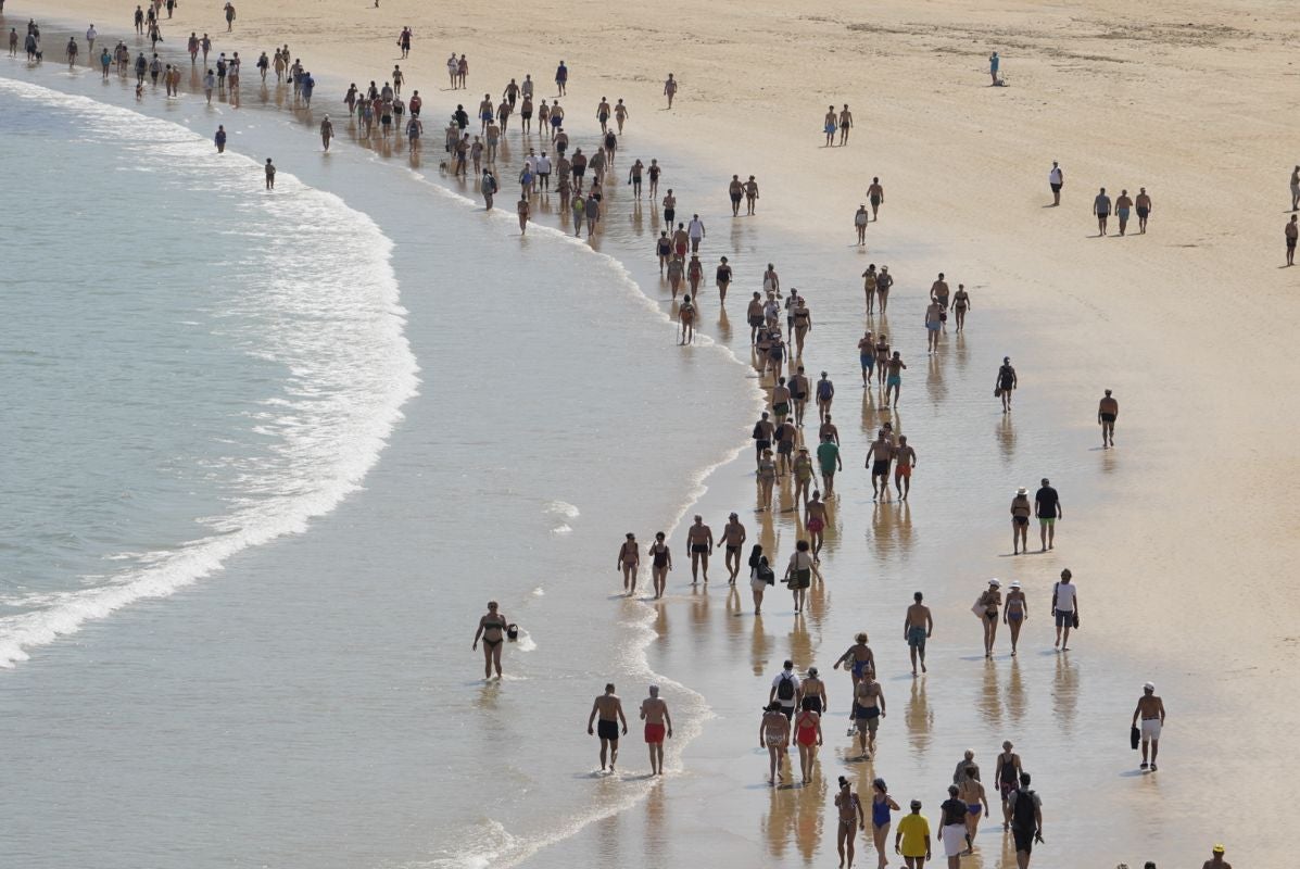 Los guipuzcoanos disfrutan del calor