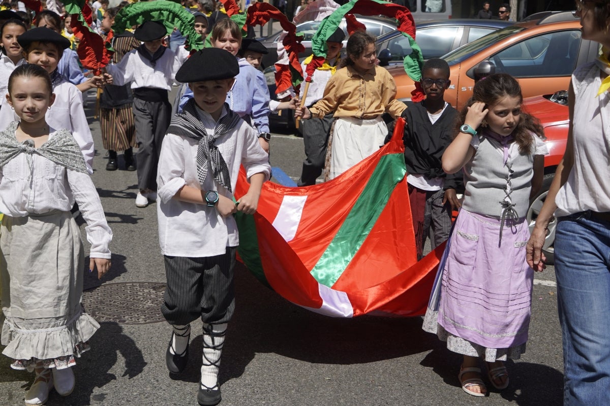 La tamborrada infantil anima las fiestas