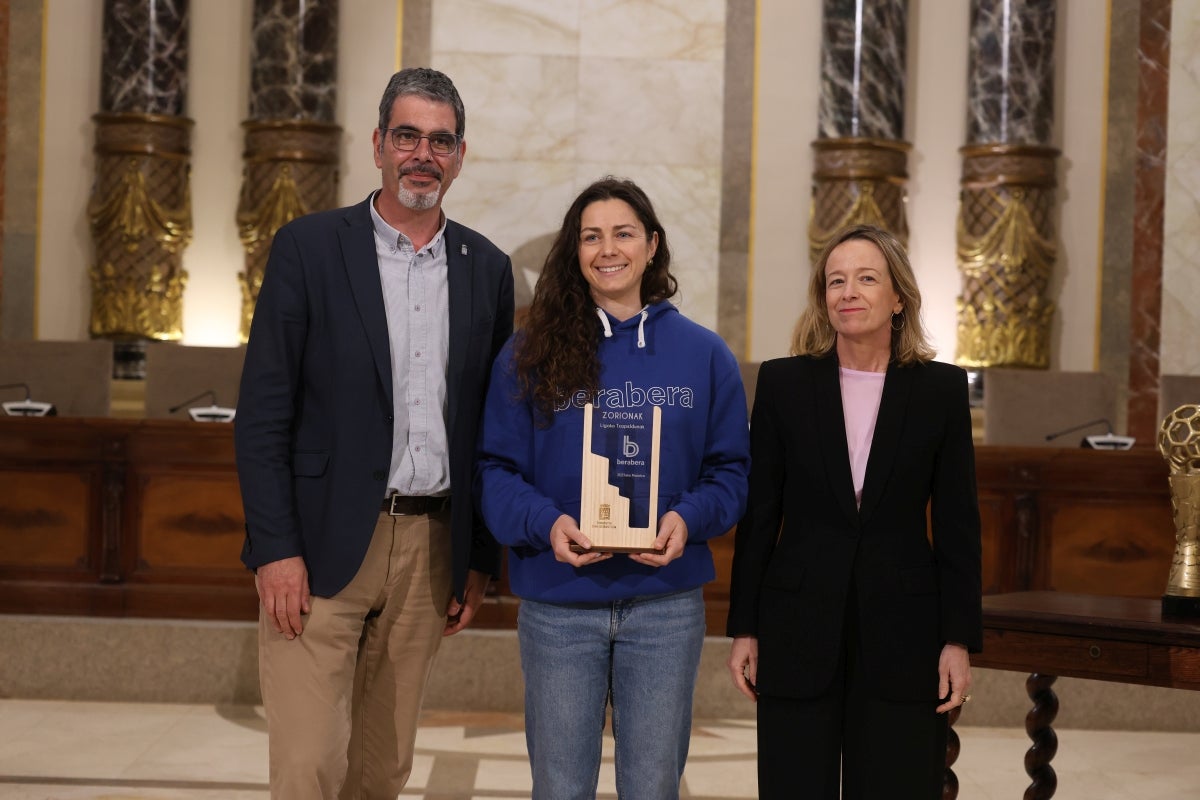 Recibimiento en Donostia a las campeonas