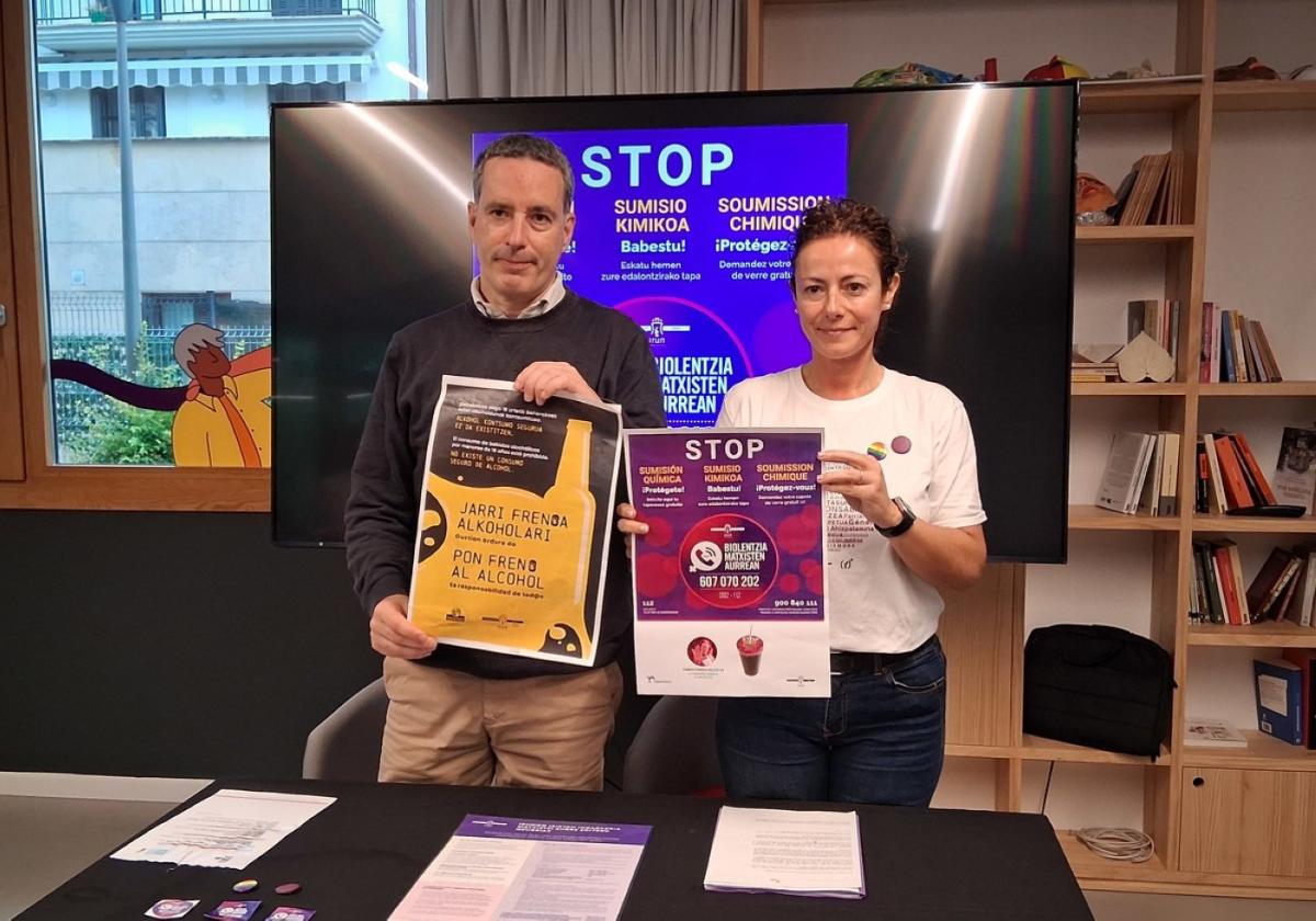 Josu Iguiñiz y Maite Cortina presentaron las acciones preventivas ayer, en la Casa de las Mujeres.