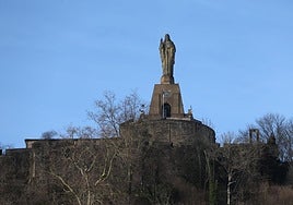 Este año se cumple el 75 aniversario del Sagrado Corazón del monte Urgull.
