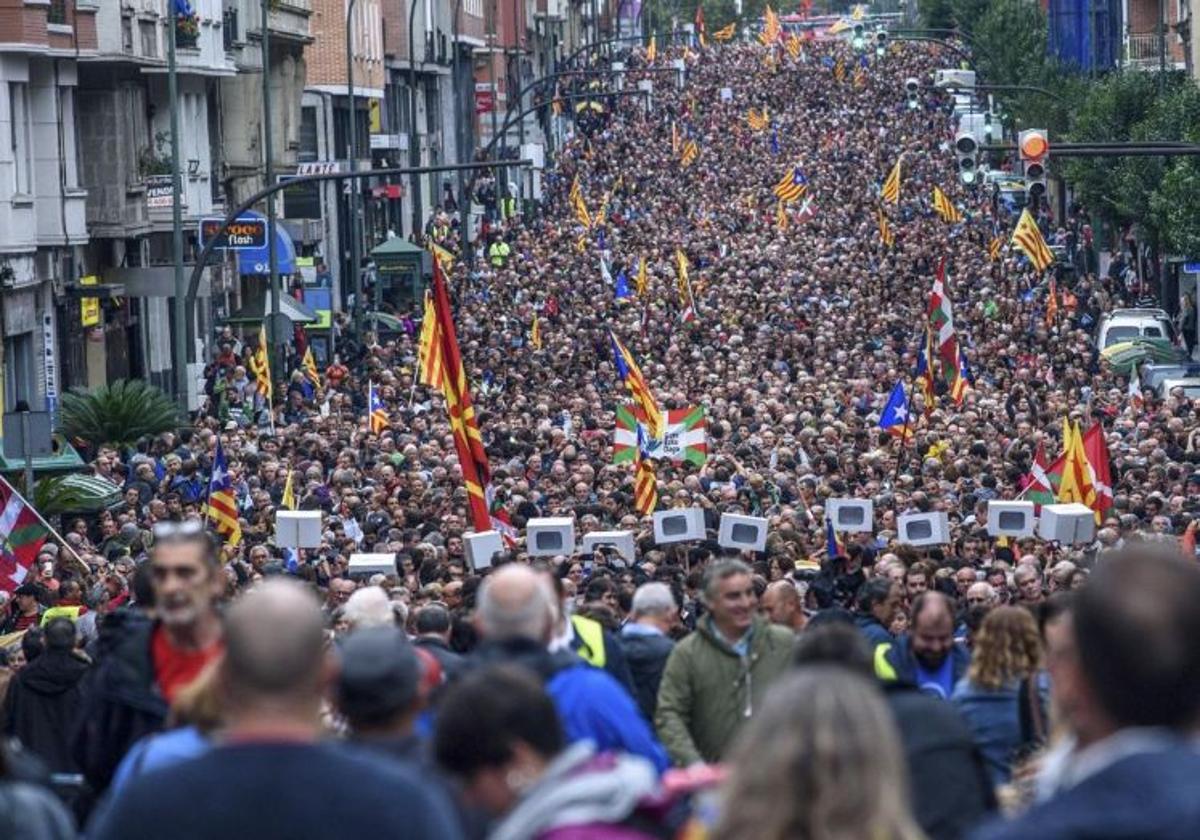 Imagen de una manifestación de Gure Esku en 2017 a la que el PNV sí acudió.