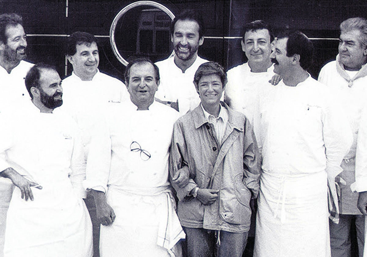 Grupo de cocineros que integraron el movimiento de la Nueva Cocina Vasca.