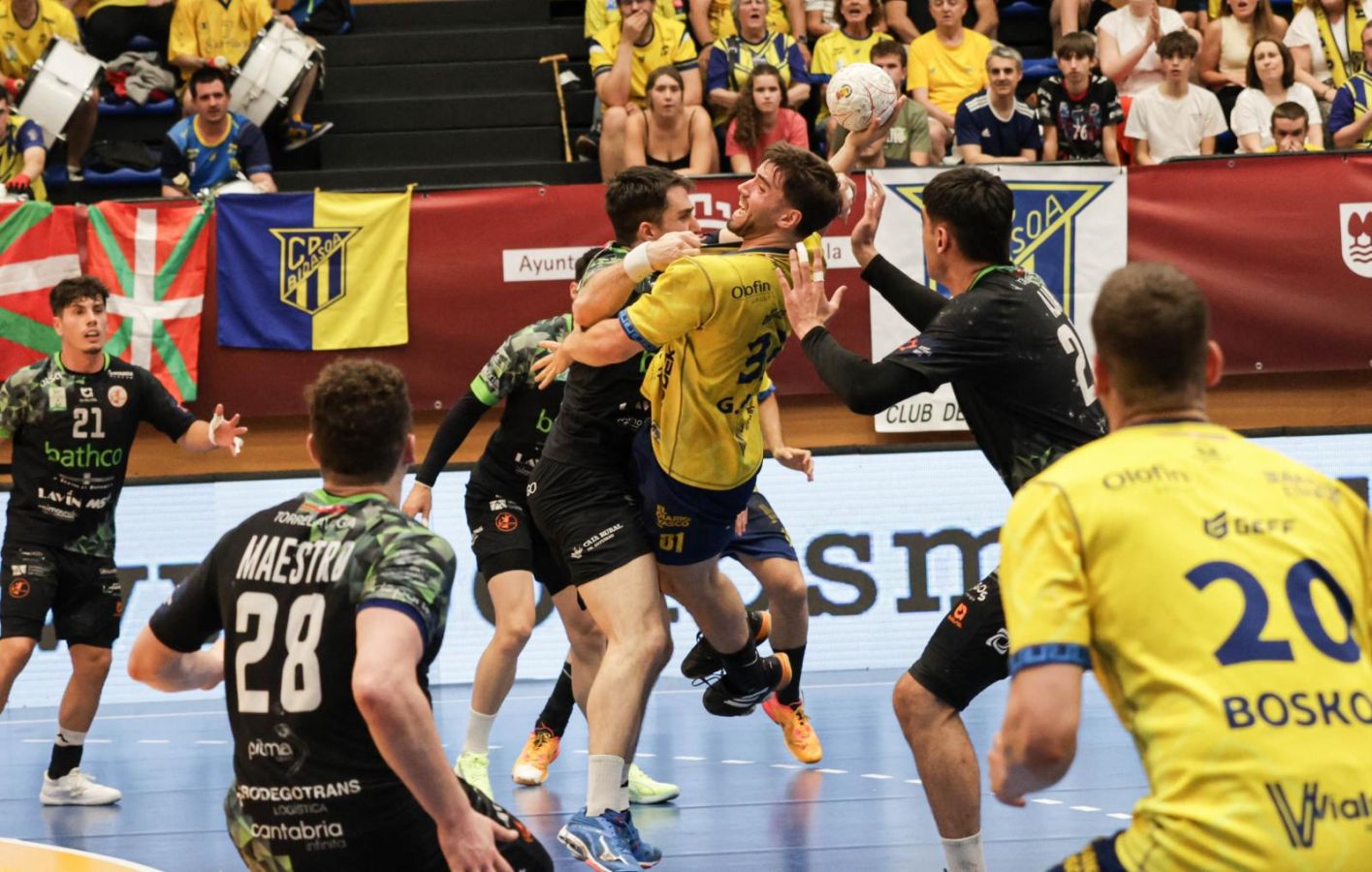 Bidasoa-Irun 31 - Torrelavega 28