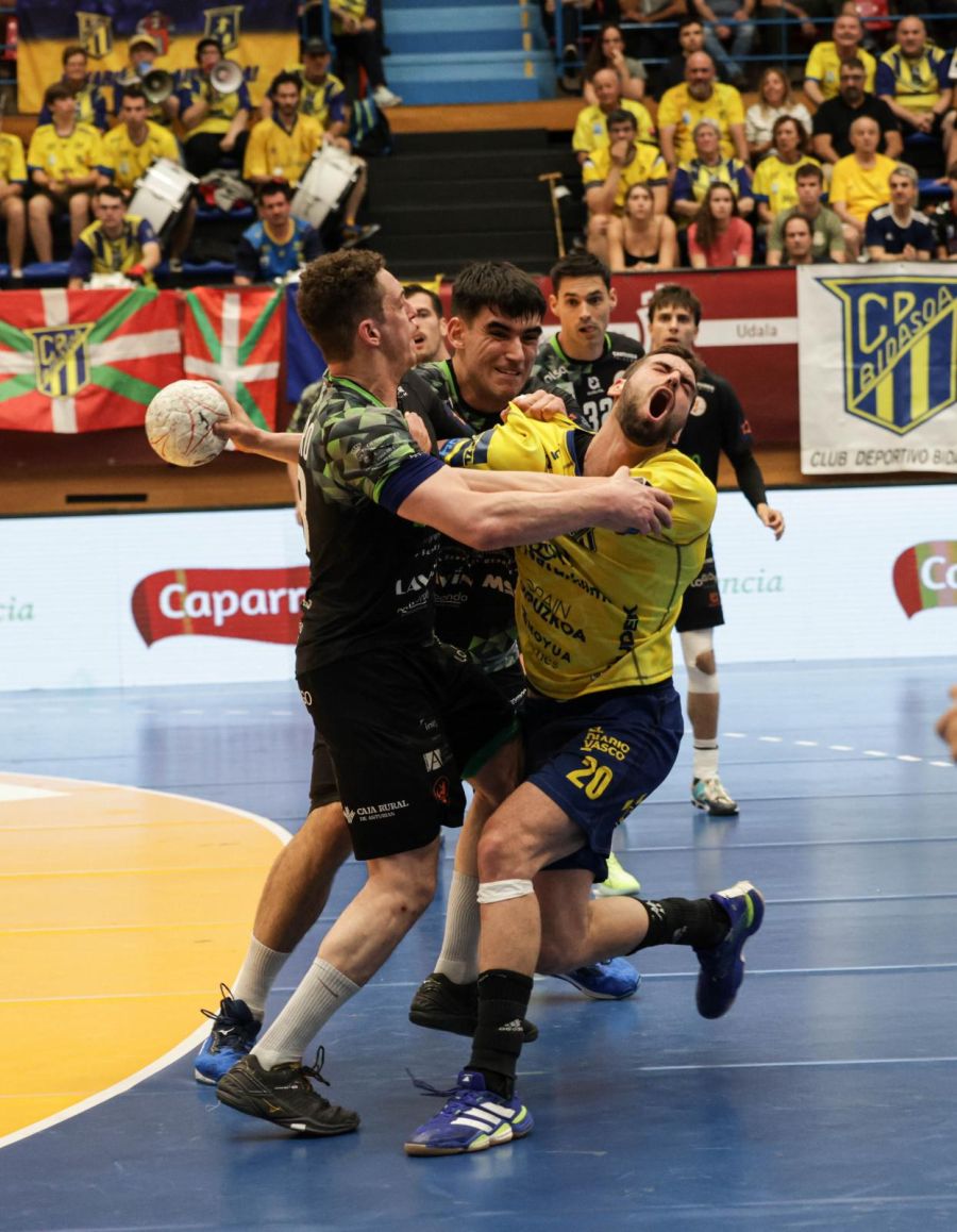 Bidasoa-Irun 31 - Torrelavega 28