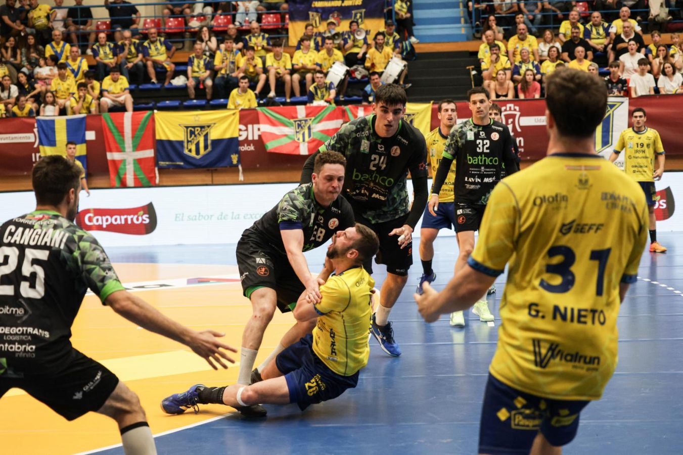 Bidasoa-Irun 31 - Torrelavega 28