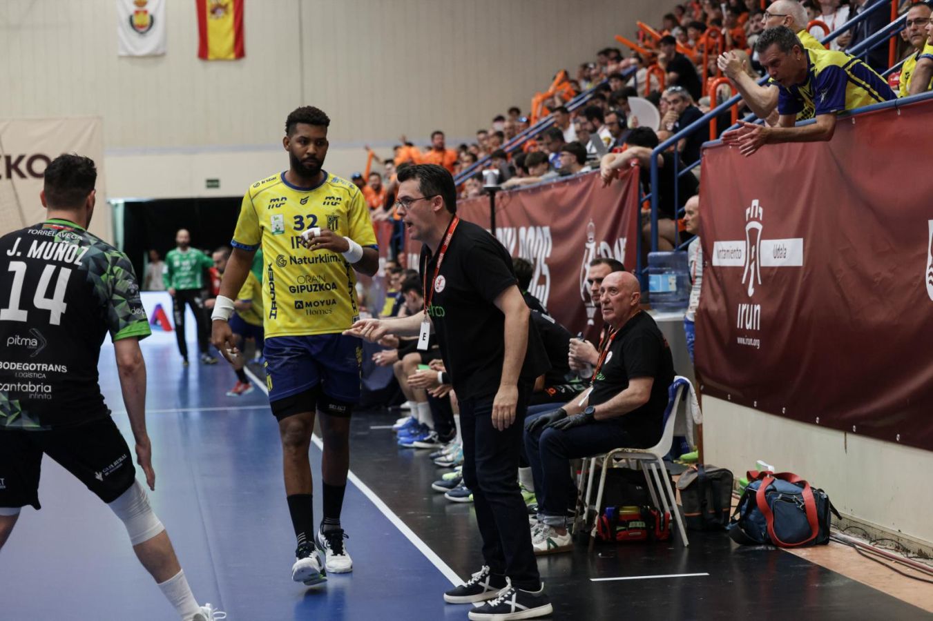 Bidasoa-Irun 31 - Torrelavega 28