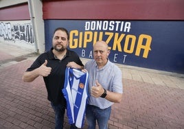 Sergio García ha sido presentado este viernes como nuevo entrenador del GBC en compañía del director deportivo del club, José Luis Zubizarreta