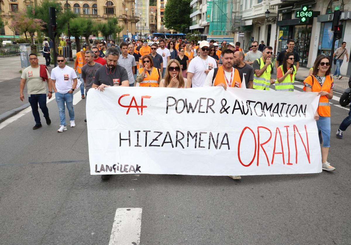 Protesta de los trabajadores de Caf Power Automotion en Donostia