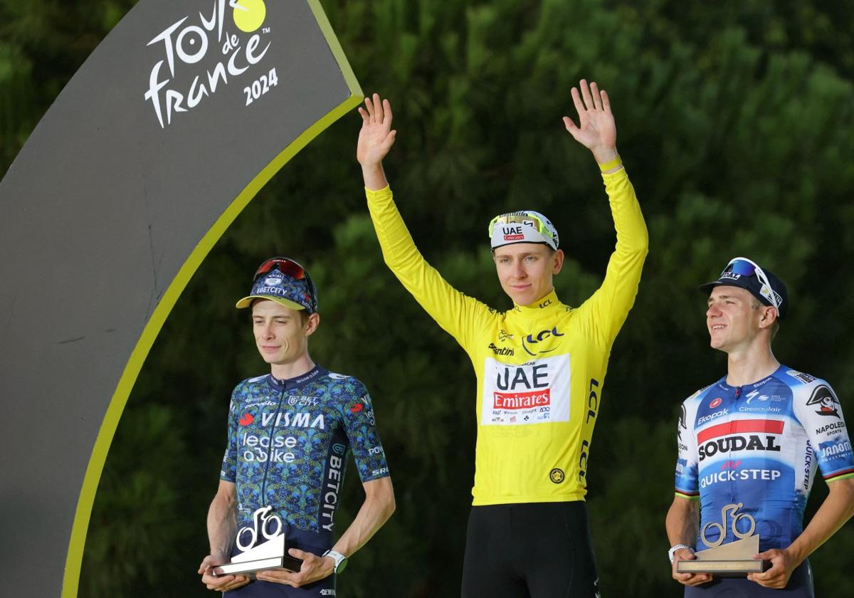 Vingegaard, Pogacar y Evenepoel, en el podio del Tour de 2024.
