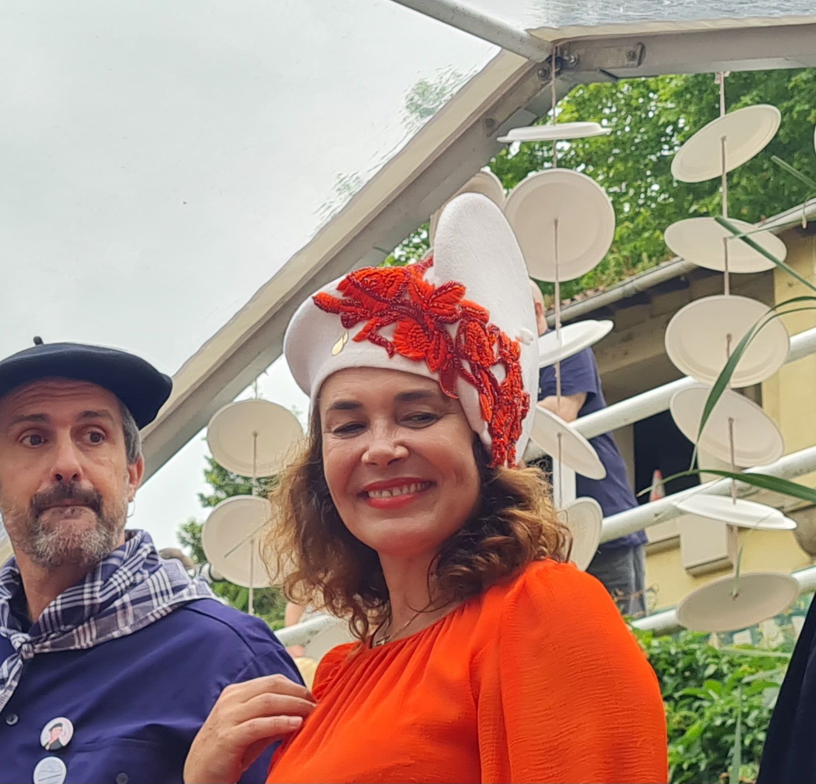 Tercera edición del Paseo con sombrero por Donostia