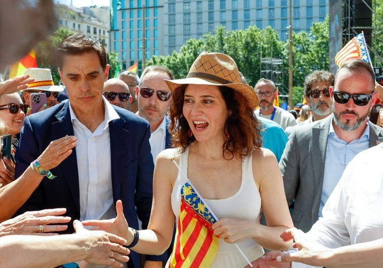 Isabel Díaz Ayuso, este domingo en Madrid durante la marcha convocada por el PP.