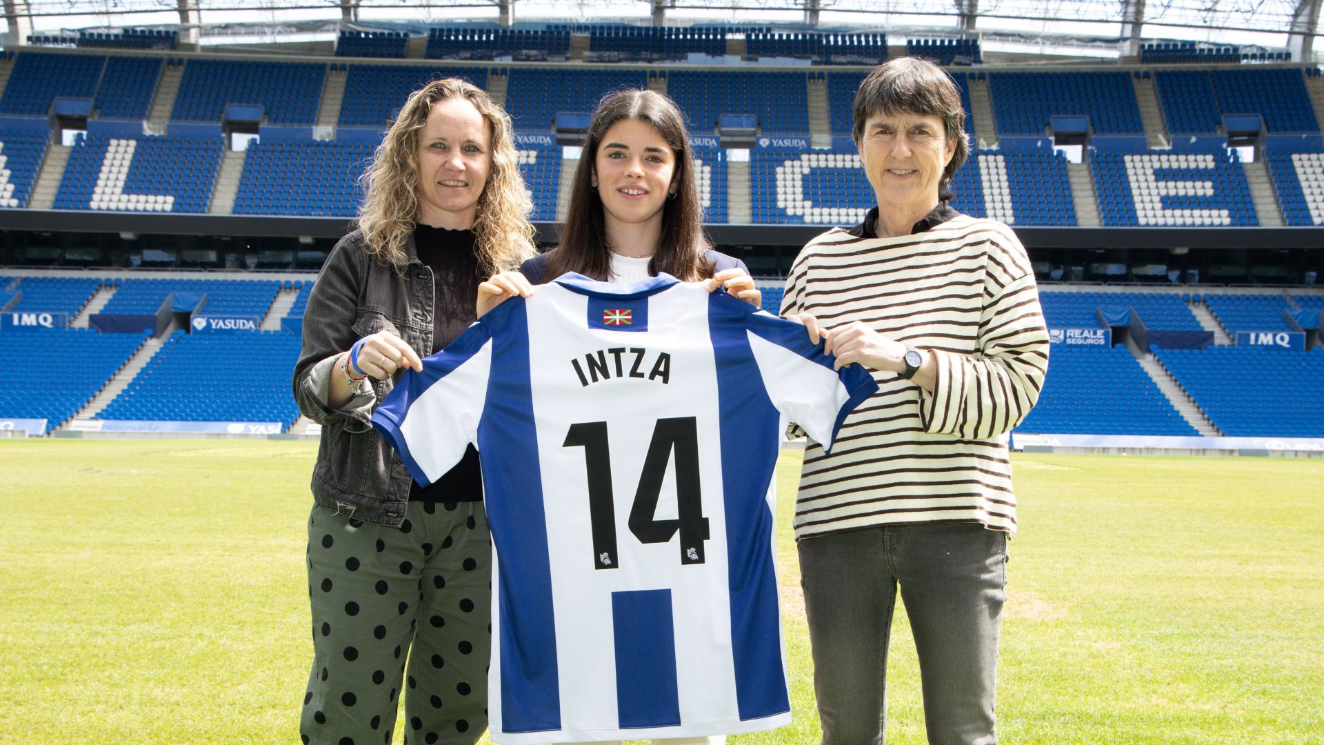Intza Egiguren también renueva y pasa el primer equipo: «Mi mejor versión está por llegar»