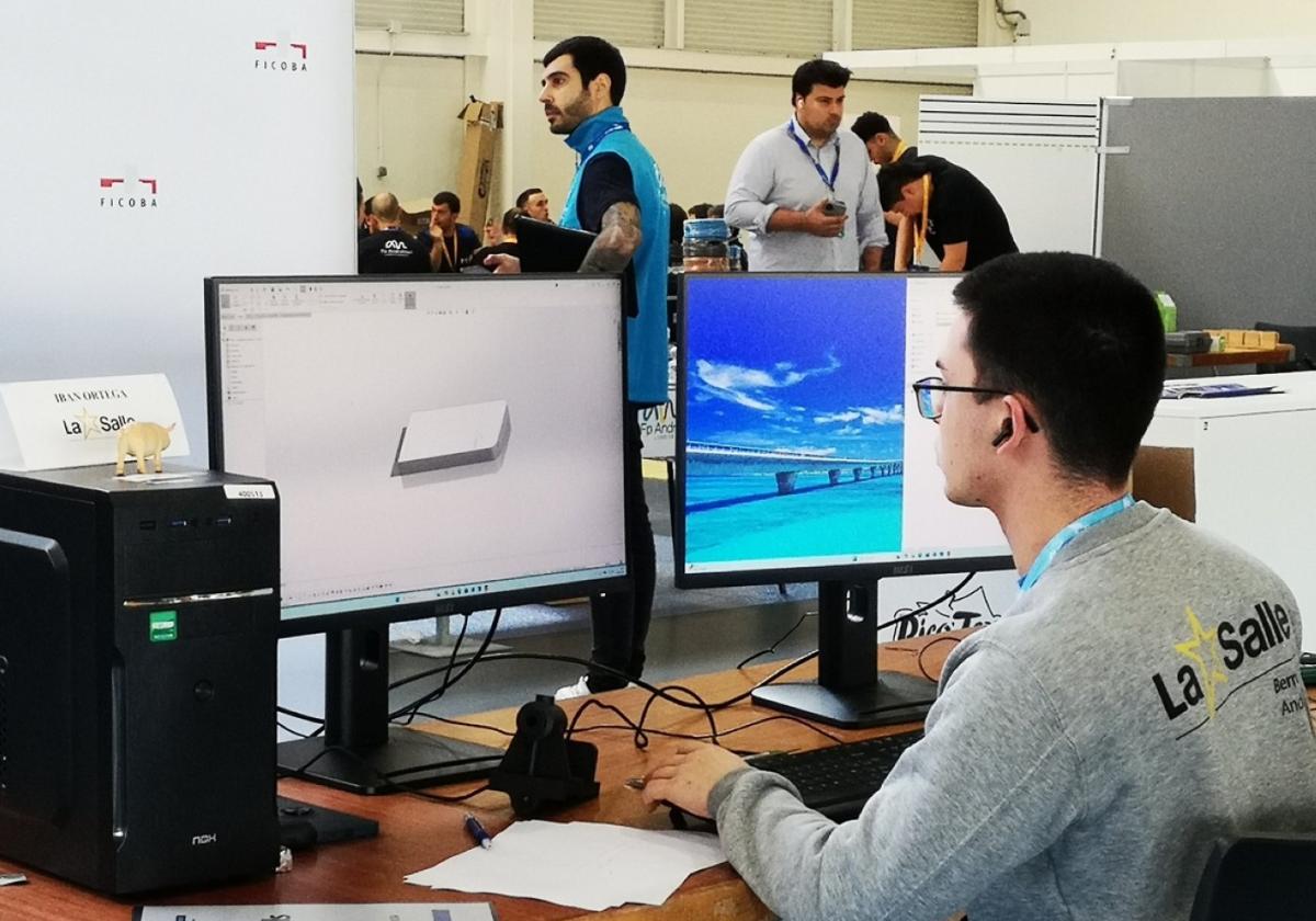 Iván Ortega durante el Campeonato de Euskoskills.
