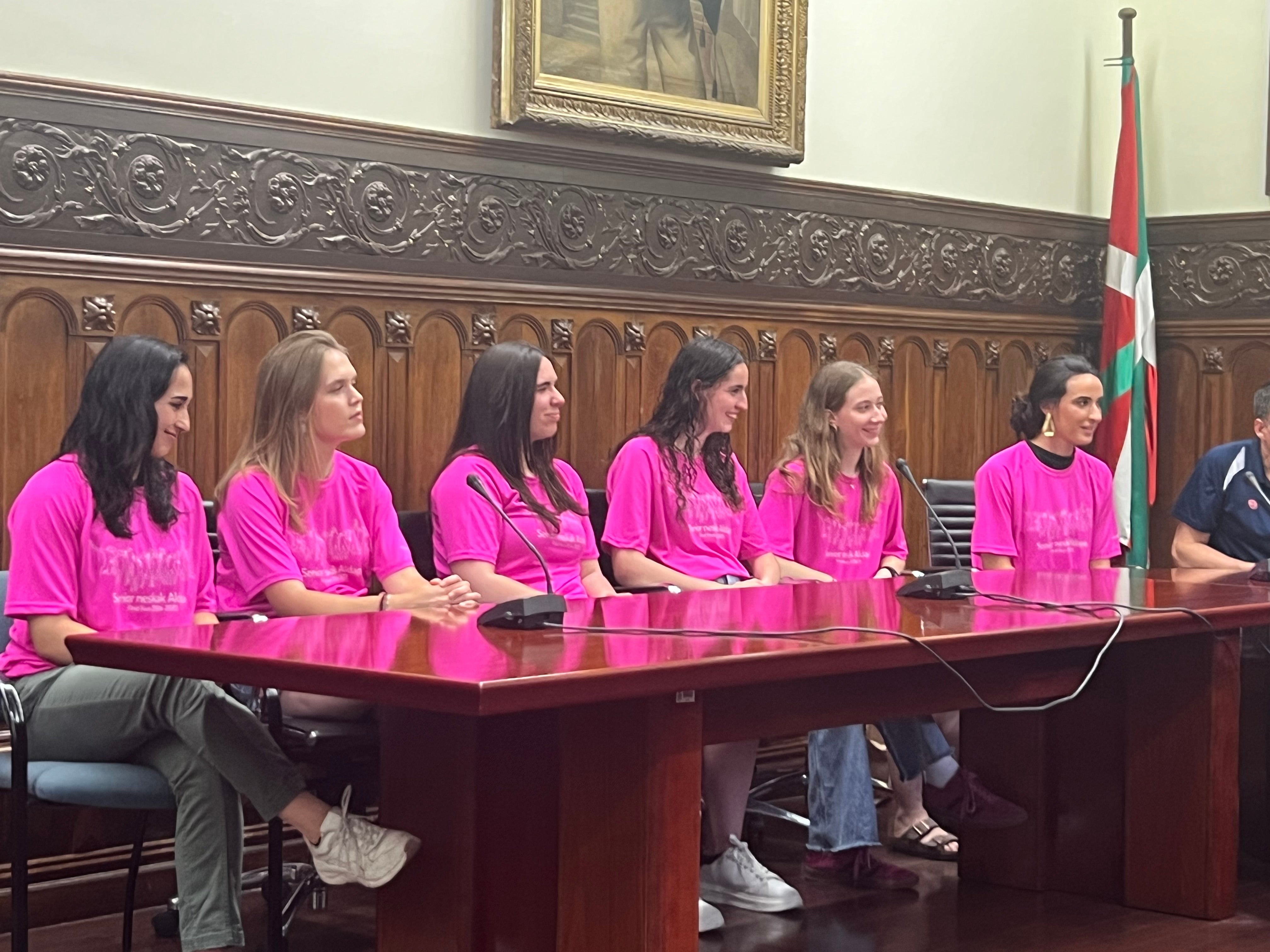 Reconocimiento institucional al Goierri Aldapa de baloncesto