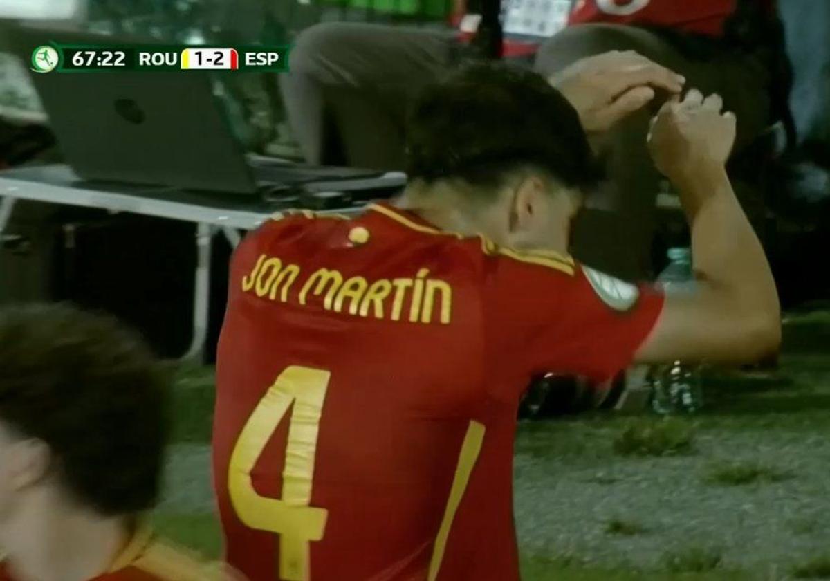 Jon Martín celebra su primer gol en el torneo.