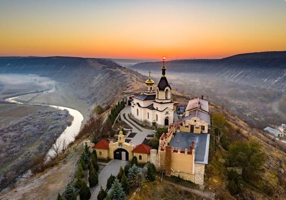 El antiguo complejo arqueológico de Orhei (Orheiul Vechi), uno de los monasterios más impresionantes de Moldavia.