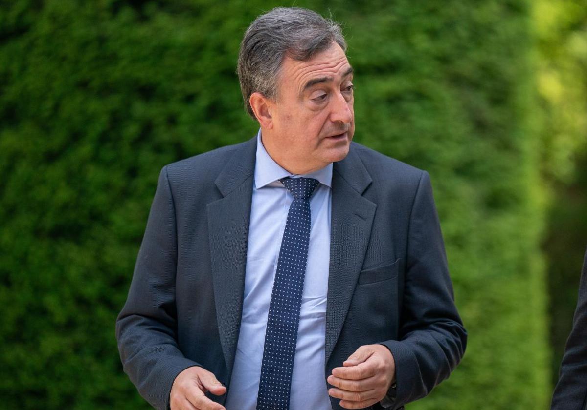 Aitor Esteban pide más explicaciones a Sánchez sobre la presunta trama de corrupción que afecta al PSOE