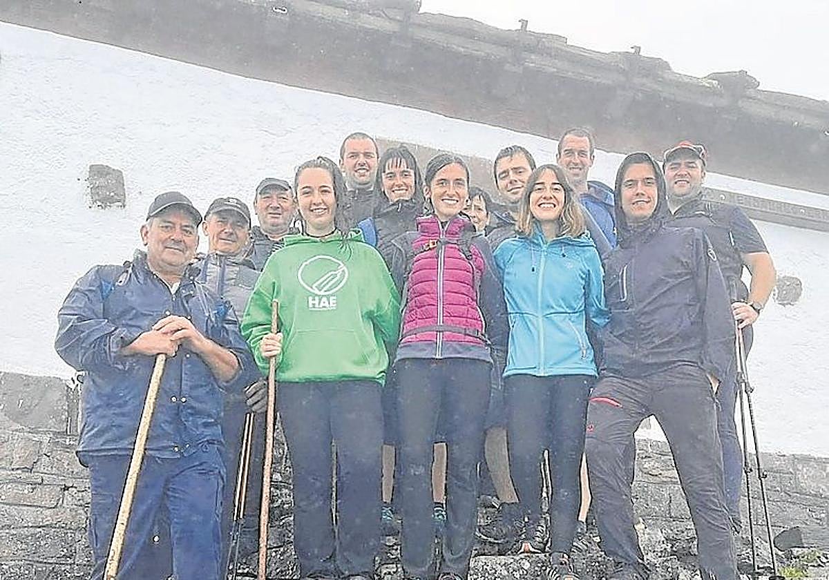 Reinaugurada la ermita de Mendaur