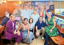 Empresarias, y empresarios debatieron en una sociedad gastronómia sobre el proceso de sucesióndirectivo en las empresas.