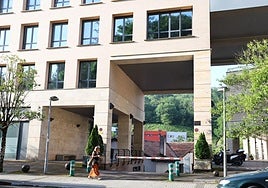 Fachada del edificio del barrio donostiarra de Igara donde se ubica Noran Coop.