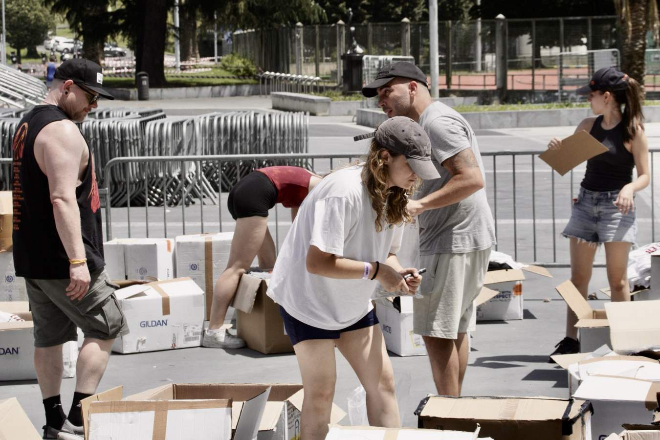 Últimos preparativos antes del primer concierto de Bruce Springsteen en San Sebastián